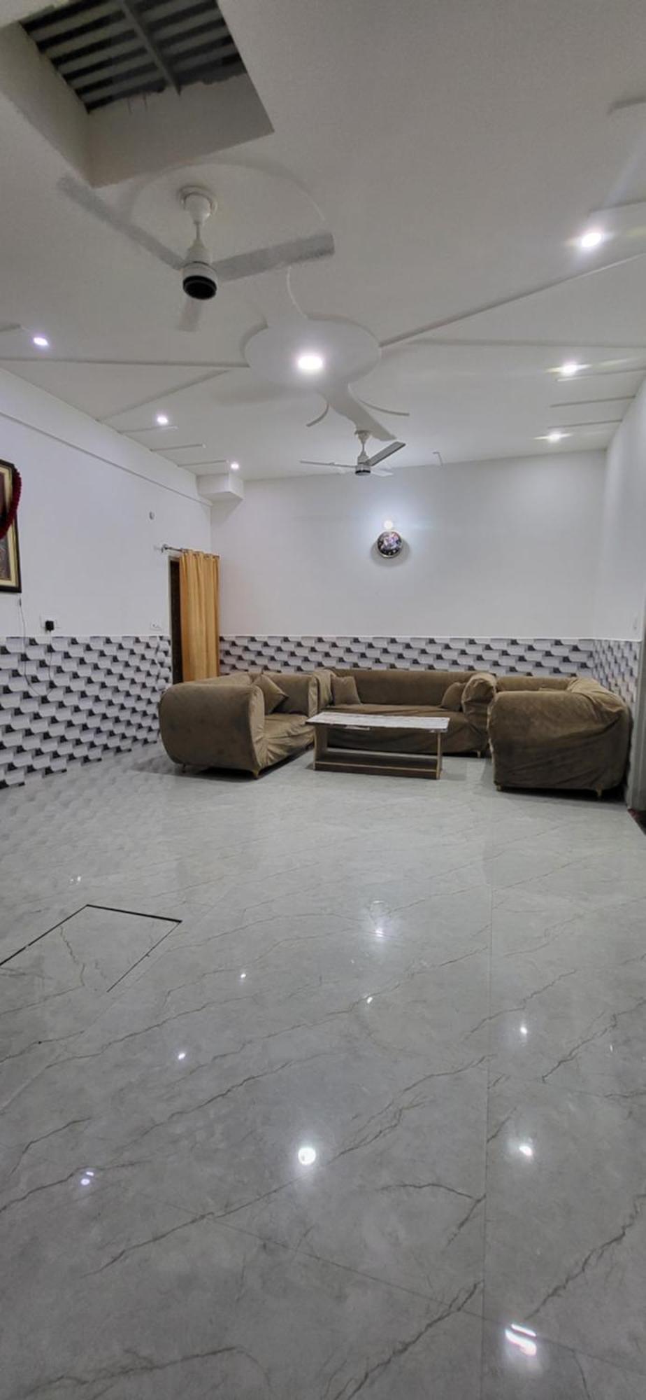 House Of Krishna Hotel Vrindavan Ngoại thất bức ảnh